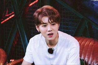 鹿晗亲友爆料视频大全下载,揭秘明星私生活幕后真相  第2张