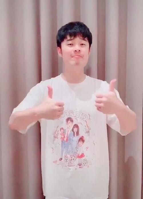九月衣服爆料视频大全图片,揭秘最新衣服爆料视频与图片精选