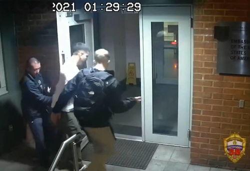 美国大使馆最新爆料视频,揭秘事件背后惊人真相  第2张