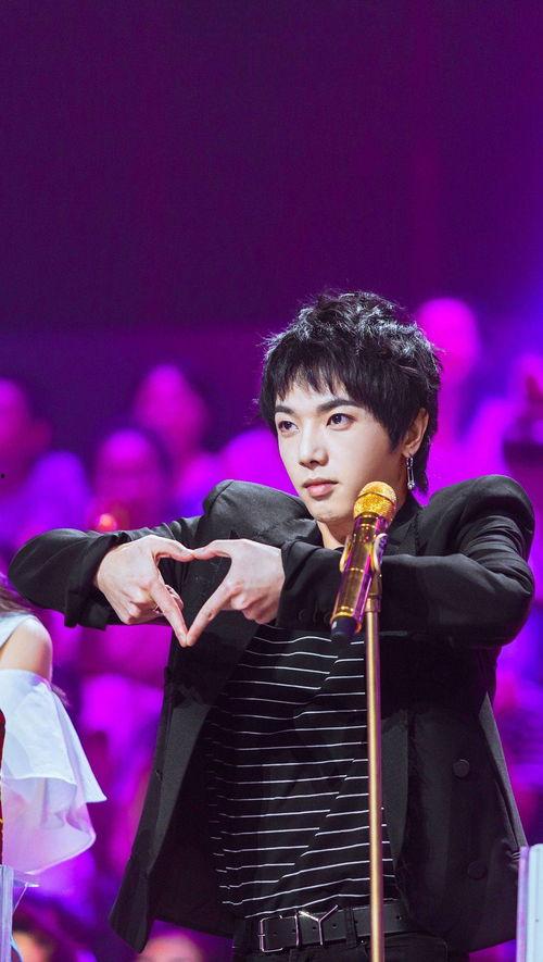 华晨宇爆料郑业成的视频,视频曝光两人深厚友谊