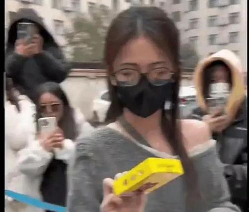 娱乐吃瓜爆料去哪里找啊,吃瓜爆料一手掌握，热门资讯一网打尽  第3张